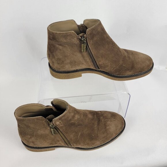 Italeau Women's 8 Foliana Italian Leather Handcrafted Waterproof Ankle Bootie - Picture 13 of 13